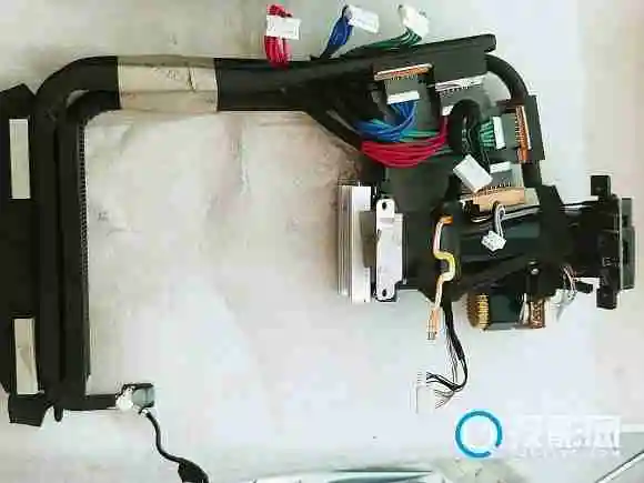 坚果g7拆机教程