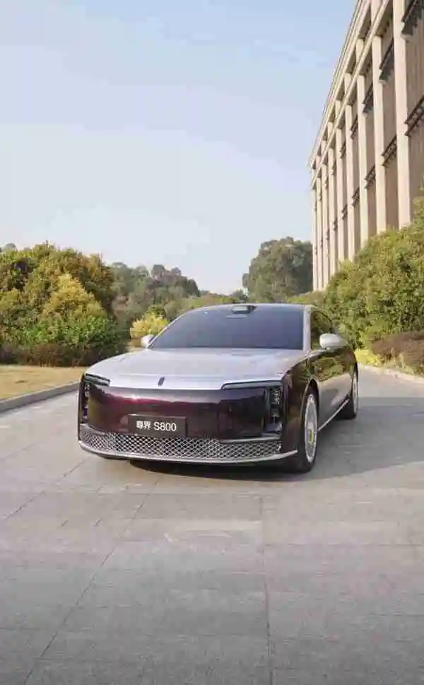 余承东:尊界S800将登上春晚舞台 与全国人民见面