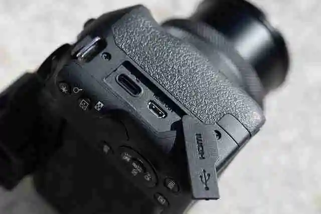  让拍摄回归简单轻松 佳能 EOS R100 拍摄体验 