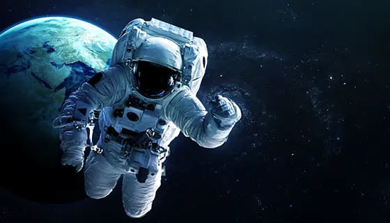 在太空中漂浮的宇航员图片素材(JPG)五