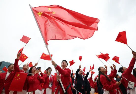 手持稳定无惧风雨:佳能EOS R1征服奥运赛场