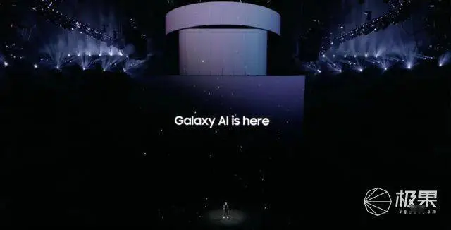 安卓“机皇”降临！三星S24搭载最强AI，通话实时翻译，体验逆天…