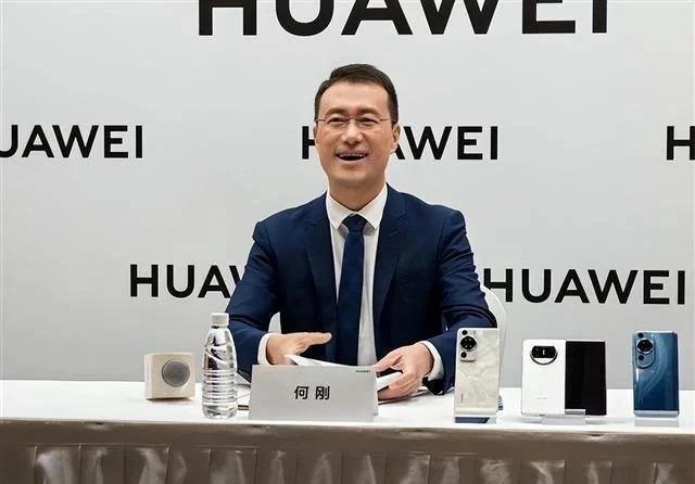 余承东卸任华为终端BG CEO,何刚将接任