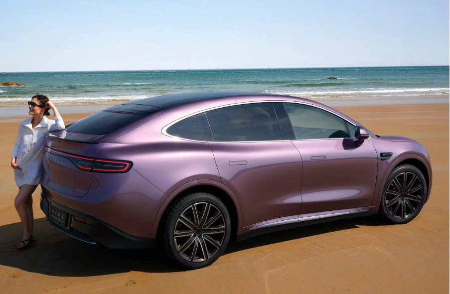 华为余承东：鸿蒙智行智界R7轿跑SUV预计 9 月上市