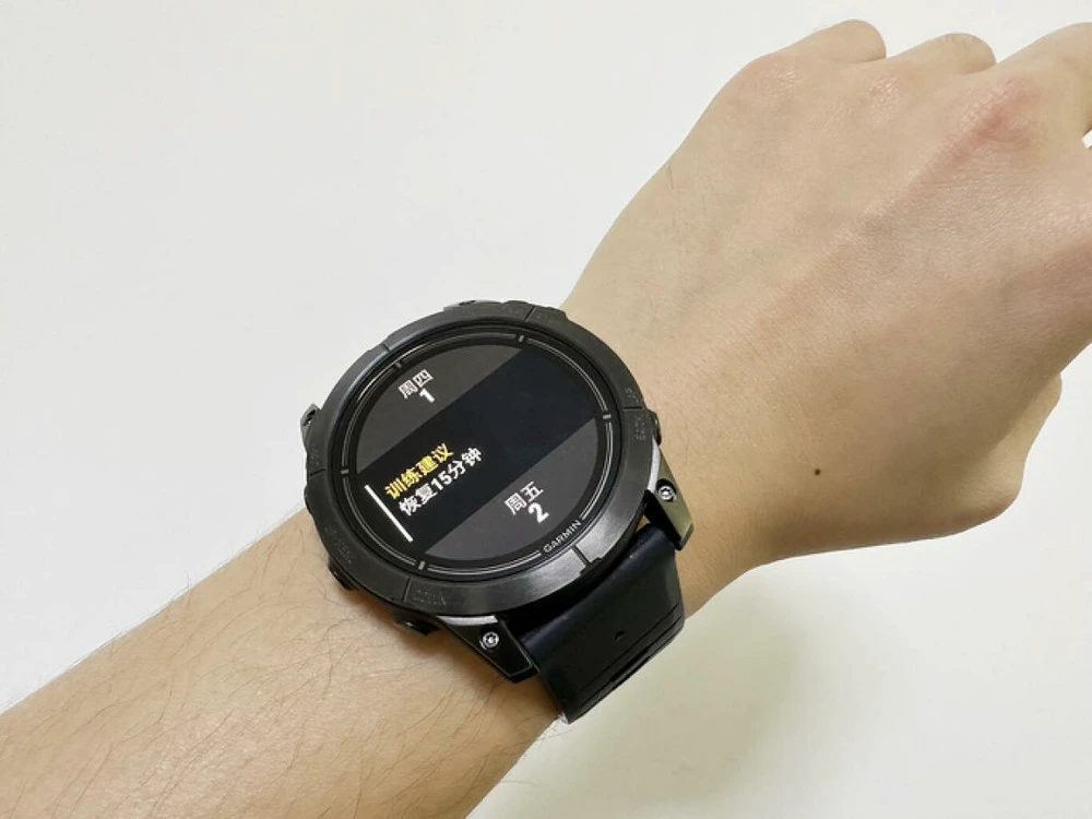 续航值最长的AMOLED运动手表 EPIX Pro精英版体验报告