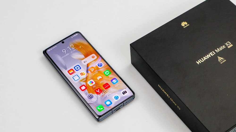 以轻薄耐用颠覆传统折叠体验,华为Mate X3评测