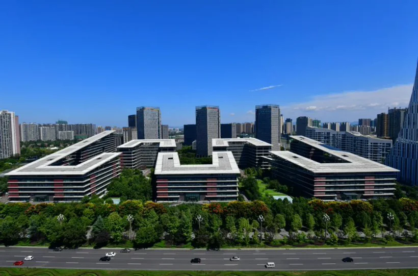 华为全国首个数字服务创新中心落地成都高新区