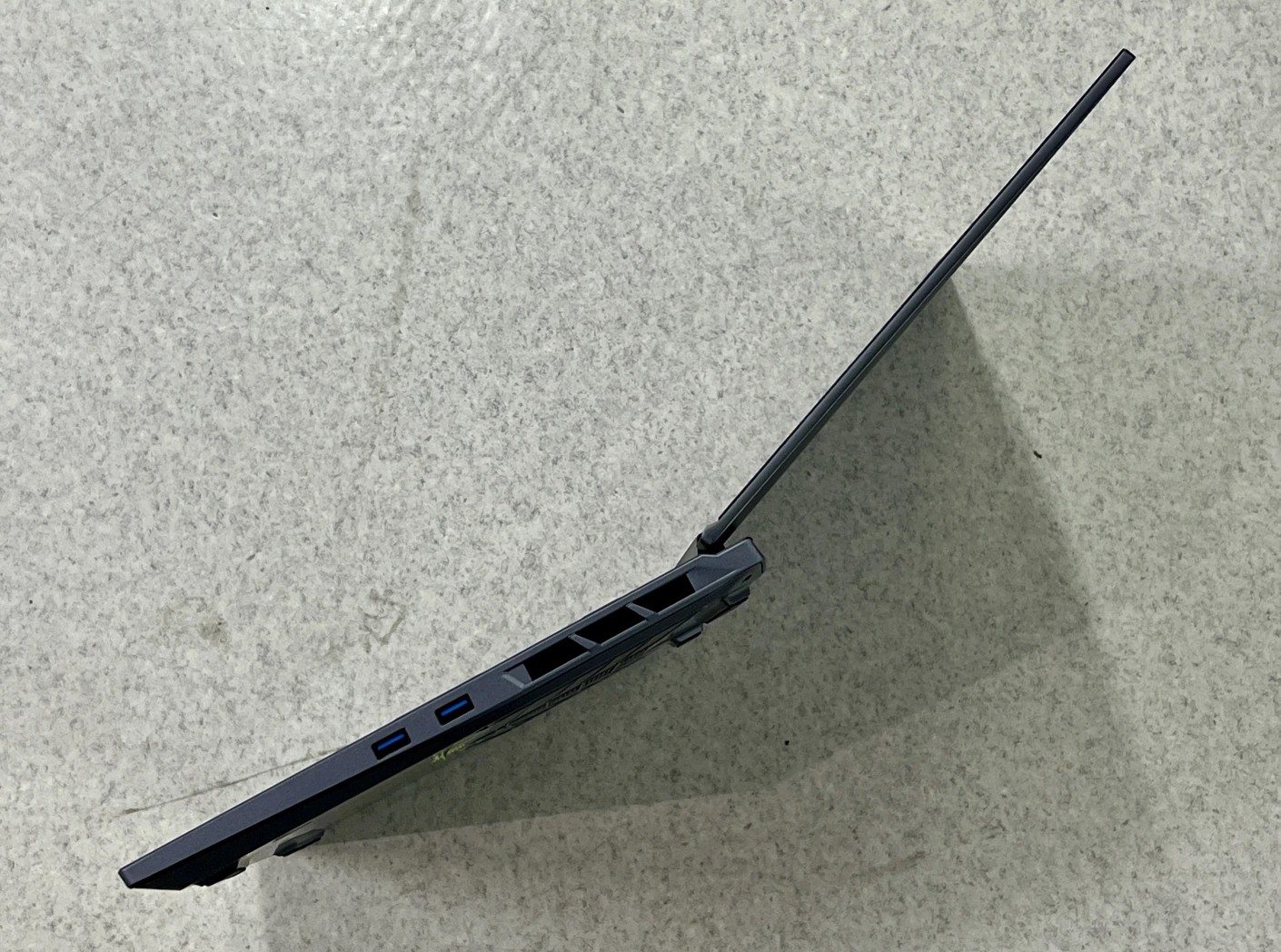 机械革命极光 X 游戏本官宣：全新模具，至高 i7-14650HX + RTX 4070