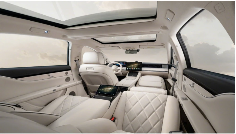 鸿蒙智行享界S9 内饰公布:星河画卷与零重力座椅,定义新奢华