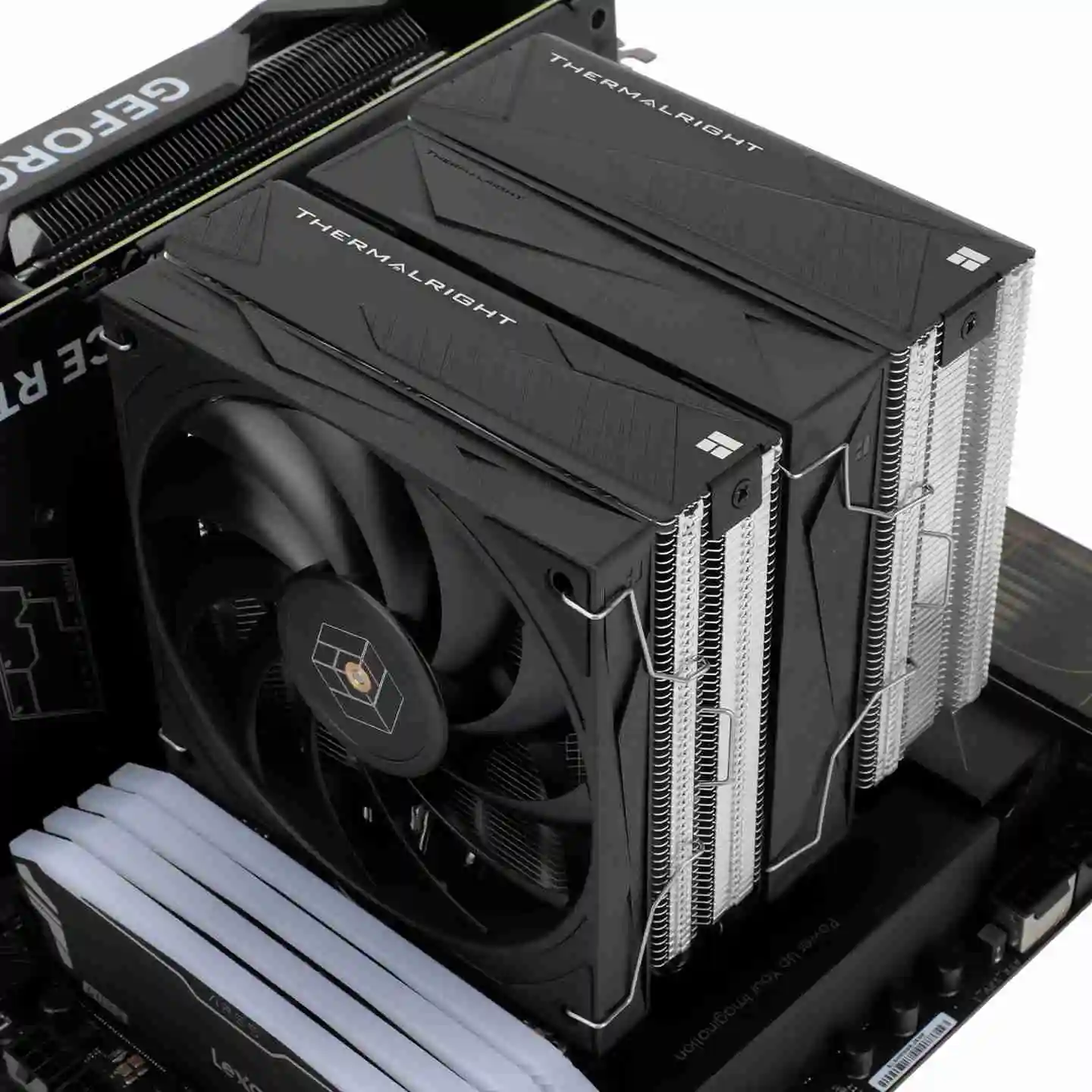 28mm、15mm 一厚一薄双扇，利民推出 RK120 双塔风冷散热器