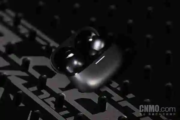 REDMI Buds 6 Pro：无惧噪音 沉浸体验好声音 