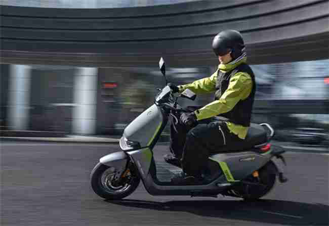 九号电动M3 95c MAX值得买吗？性能、安全、续航全揭秘