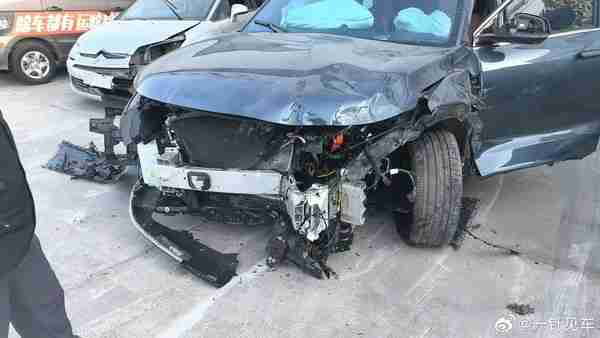 问界M7高速被大货车撞击车主发声：继续买 能保命