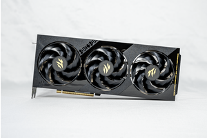 DLSS4·光追·AI三重加持!影驰 RTX 5070 Ti魔刃评测